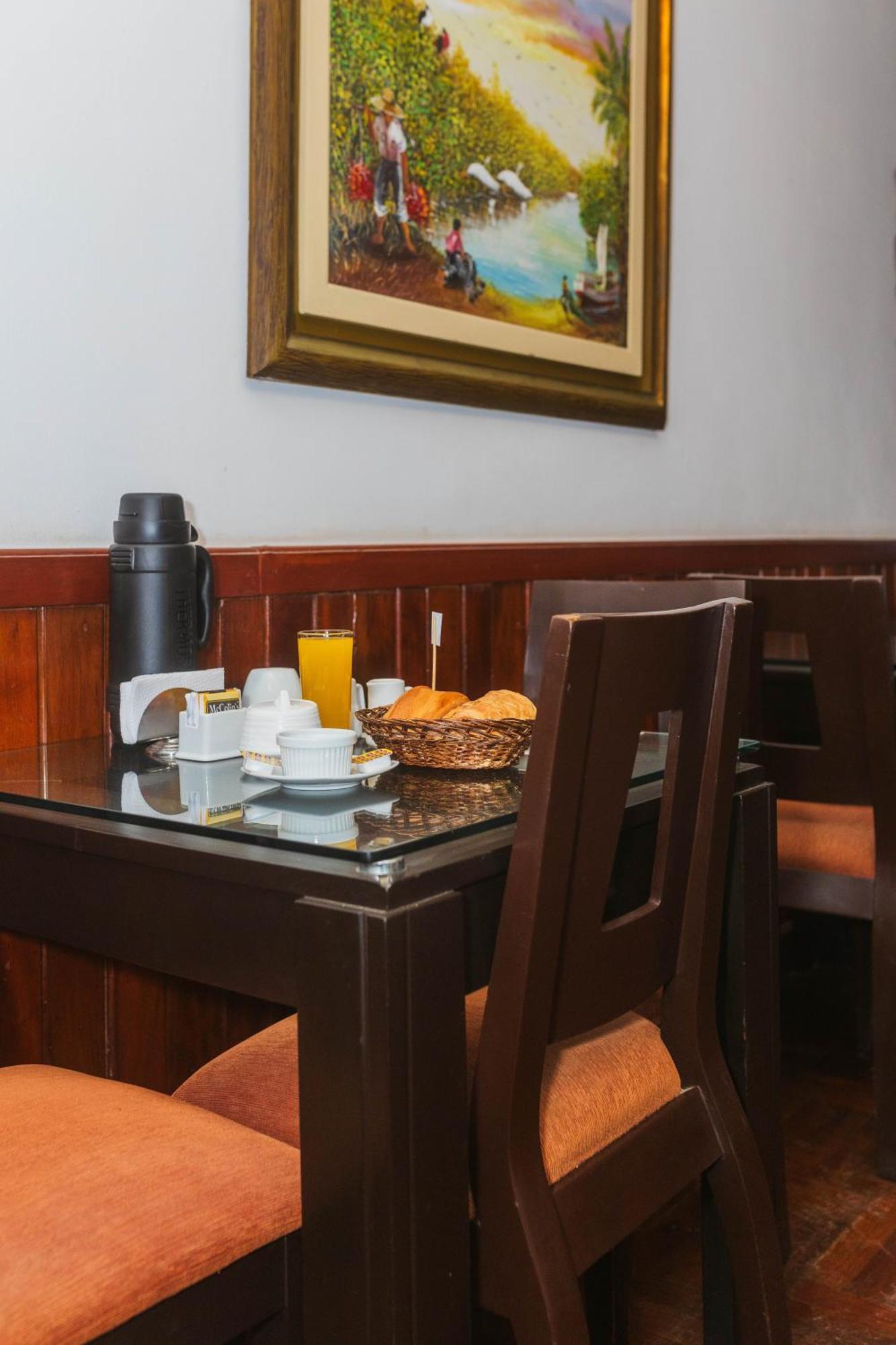 Hotel B´liam Tumbes Extérieur photo