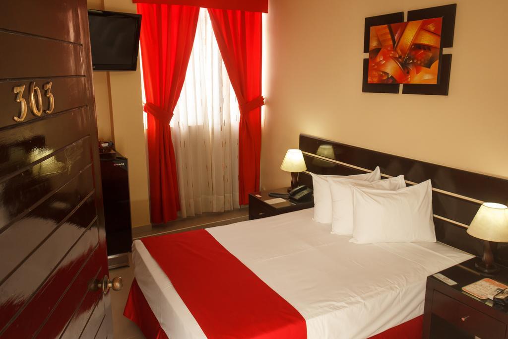 Hotel B´liam Tumbes Extérieur photo